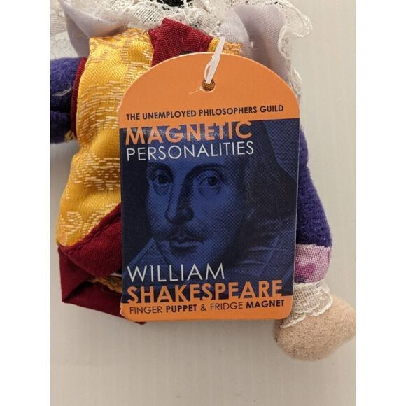 Magnetic Personalities Finger Puppet William Shakespeare Fridge Magnet - Picture 4 of 4